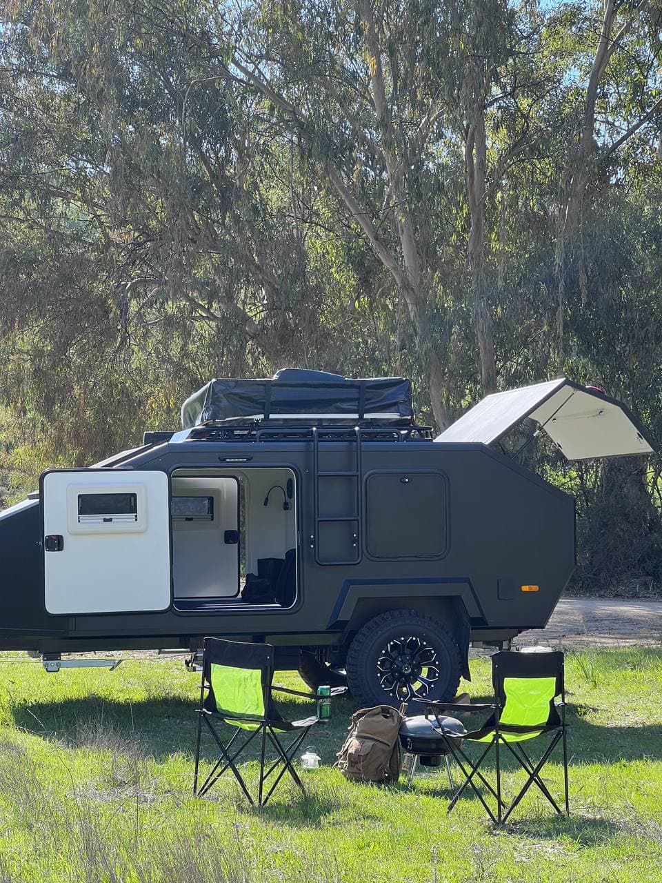 Roadrunner Odysseus detail and living space
